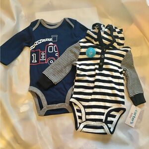 Carters Body Suits - 3 months - 2 pieces